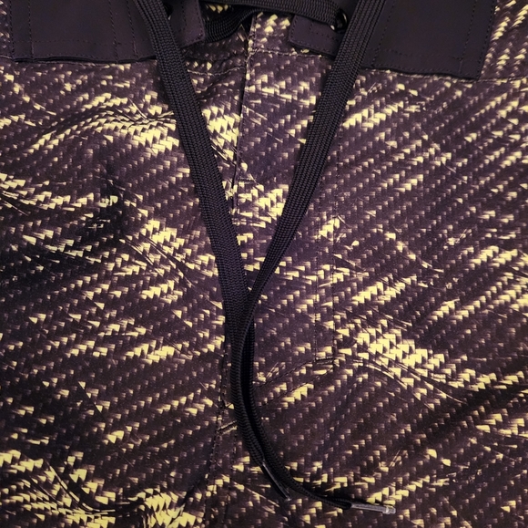 Under Armour blk and lime green lining Men's shorts size 40 loose fit 21" length - Picture 4 of 4